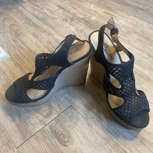 Lucky Brand Wedge